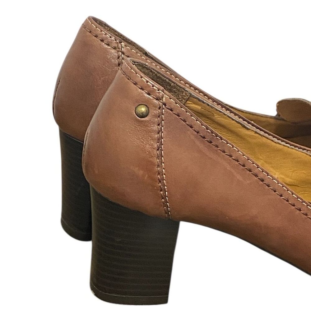 Natural Soles Brown Leather Buckled Pumps Heels - Great Condition - Size 8.5 - Picture 4 of 9
